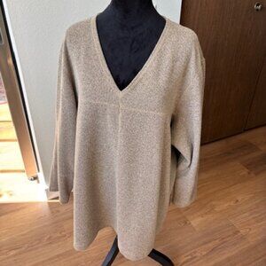 Avenue Tan Nubby V Neck Pullover Long Sleeve Tunic Sweater EUC 22/24